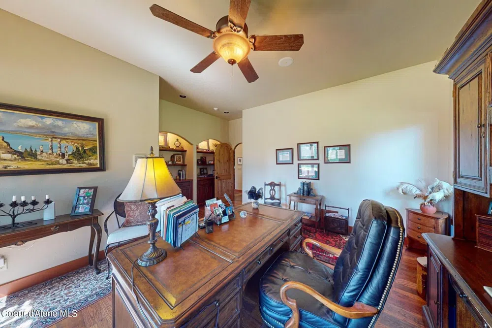 526 Roop Road Cocolalla, ID 83813