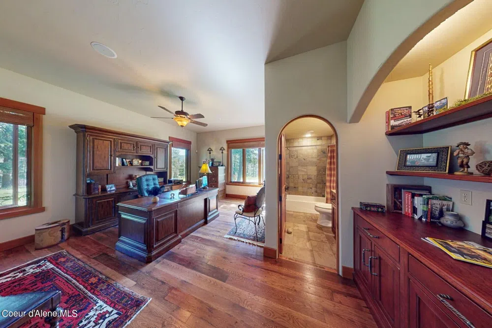 526 Roop Road Cocolalla, ID 83813