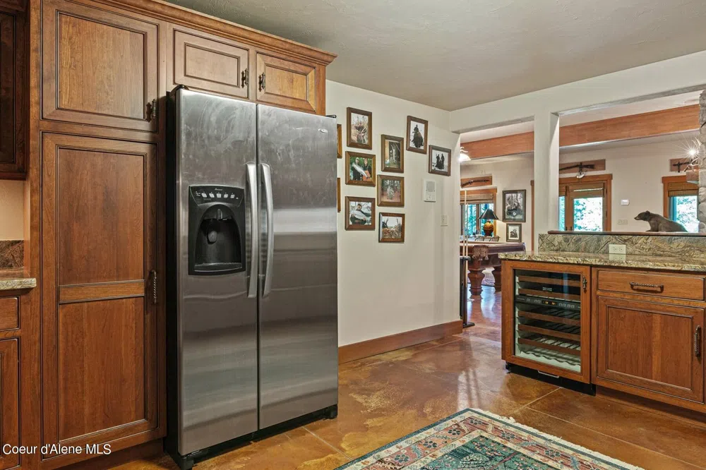 526 Roop Road Cocolalla, ID 83813