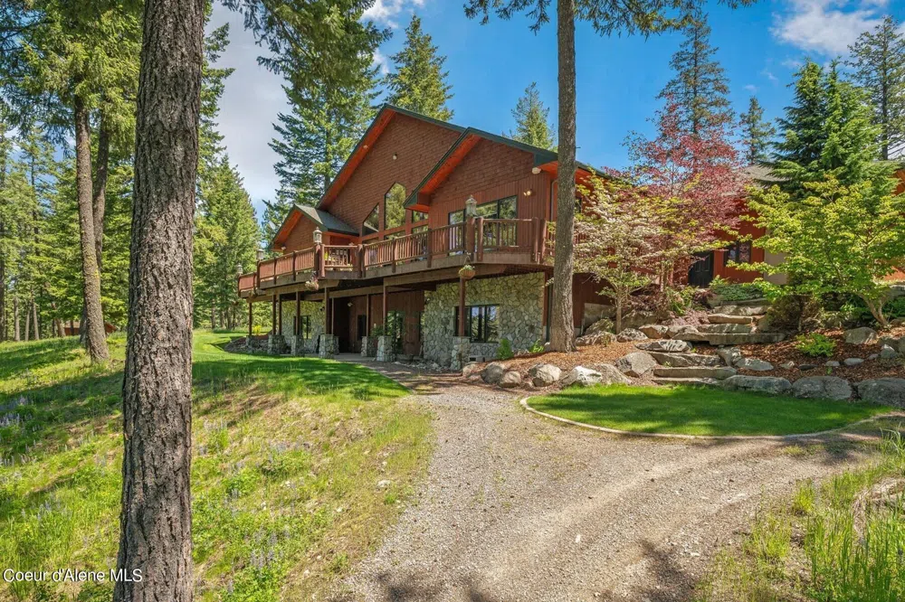 526 Roop Road Cocolalla, ID 83813