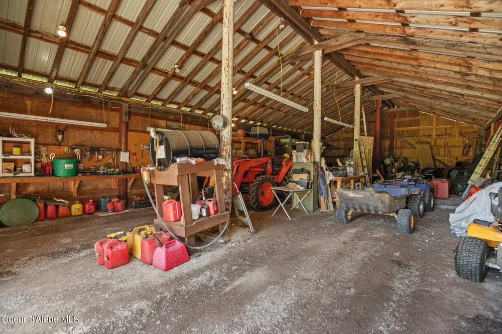526 Roop Road Cocolalla, ID 83813