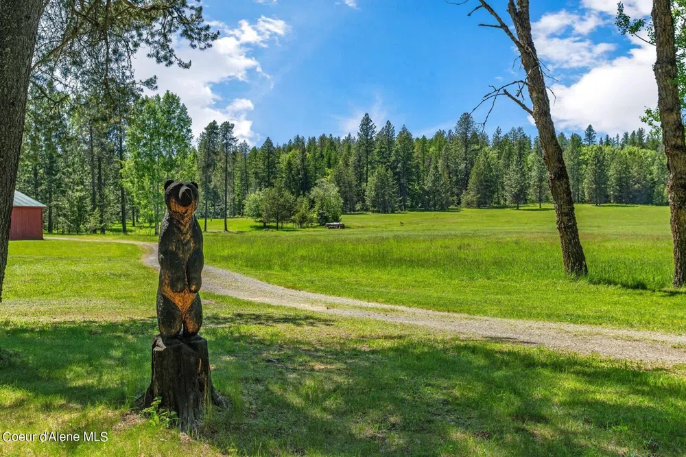 526 Roop Road Cocolalla, ID 83813
