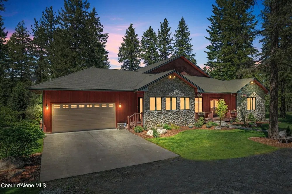 526 Roop Road Cocolalla, ID 83813