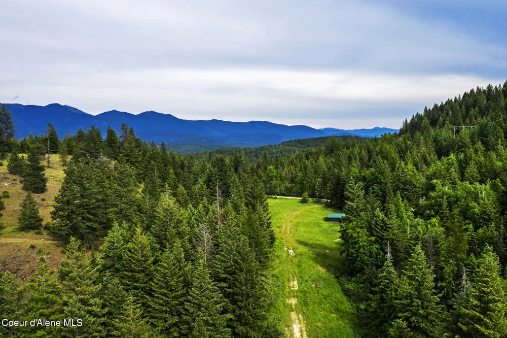 139 Two Tail Road Bonners Ferry, ID 83805