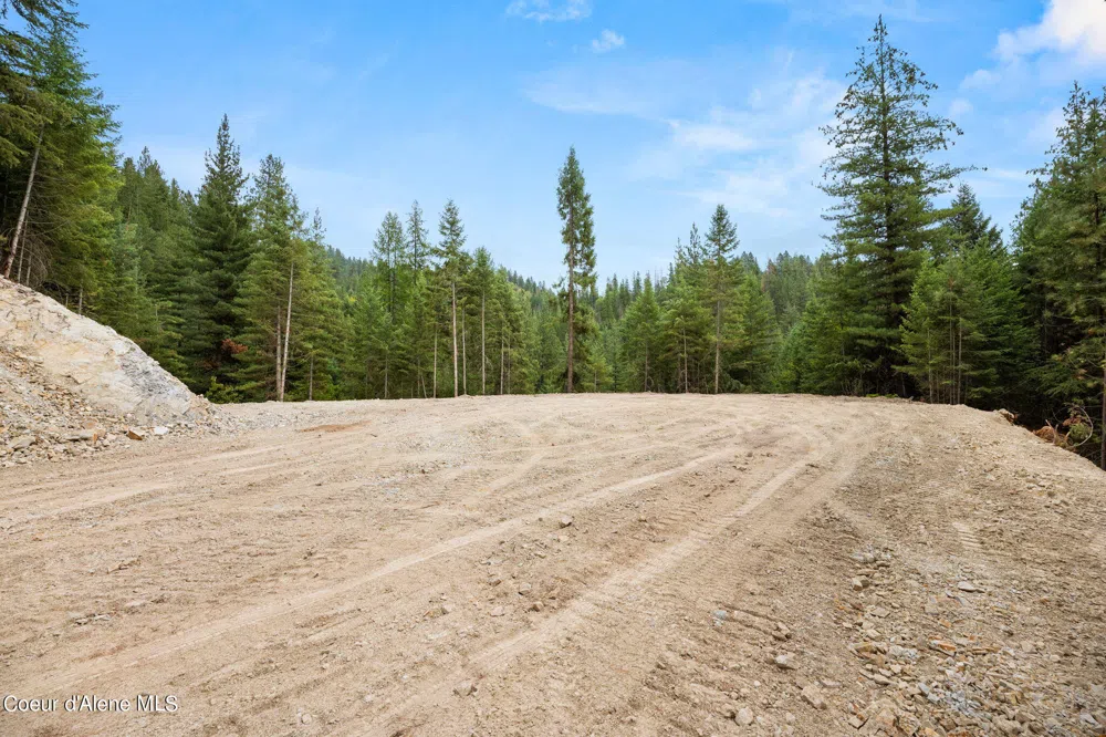 872 South Fork Ridge Road Smelterville, ID 83868