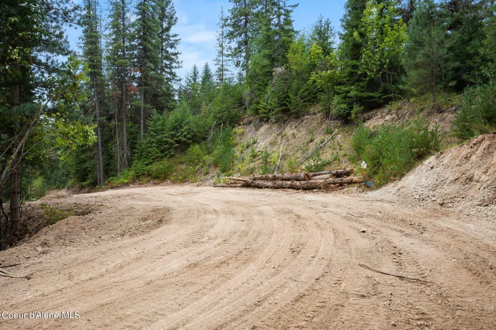 872 South Fork Ridge Road Smelterville, ID 83868