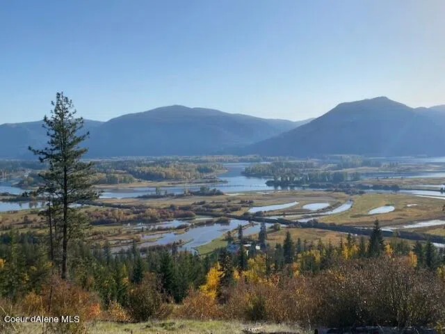 Lot A Highway 200 Hope, ID 83836