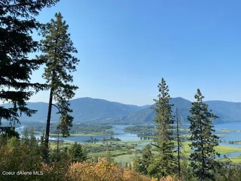 Lot B Highway 200