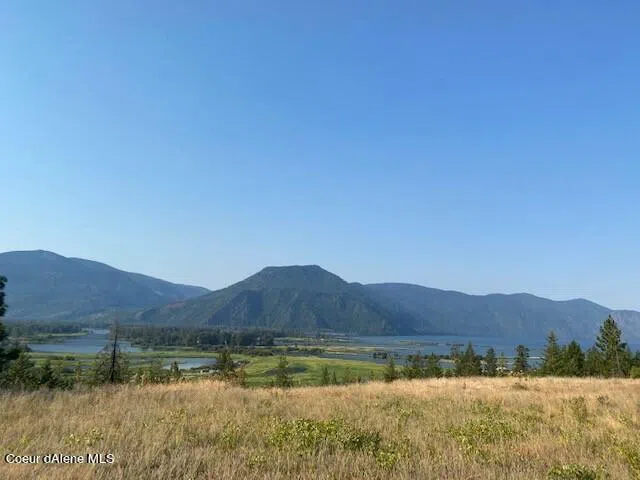 Lot B Highway 200 Hope, ID 83836
