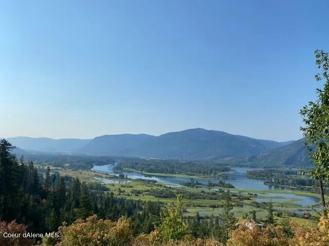 Lot E Highway 200 Hope, ID 83836