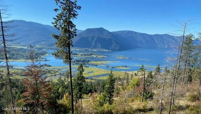 Lot E Highway 200 Hope, ID 83836