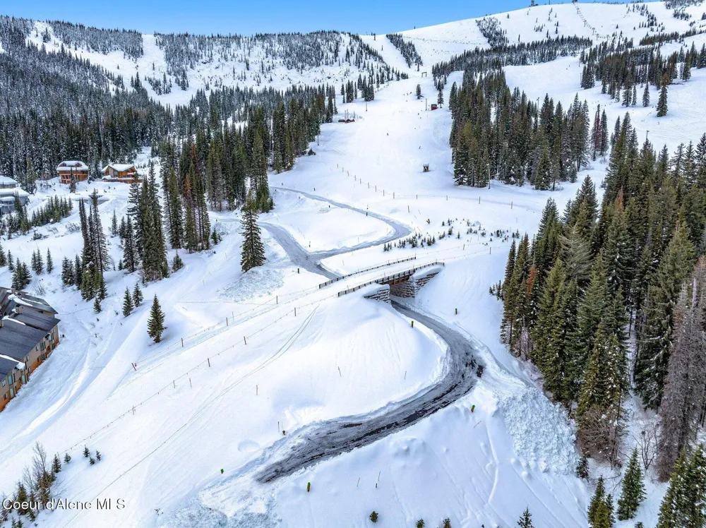 Crystal View L2 B5 Sandpoint, ID 83864
