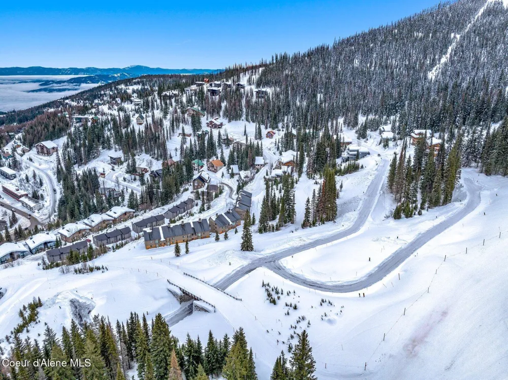 Crystal View L3 B4 Sandpoint, ID 83864