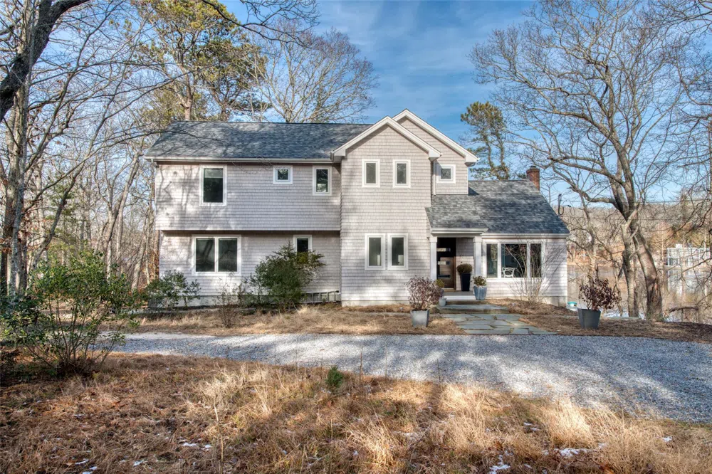 57 Big Fresh Pond Road Southampton, NY 11968
