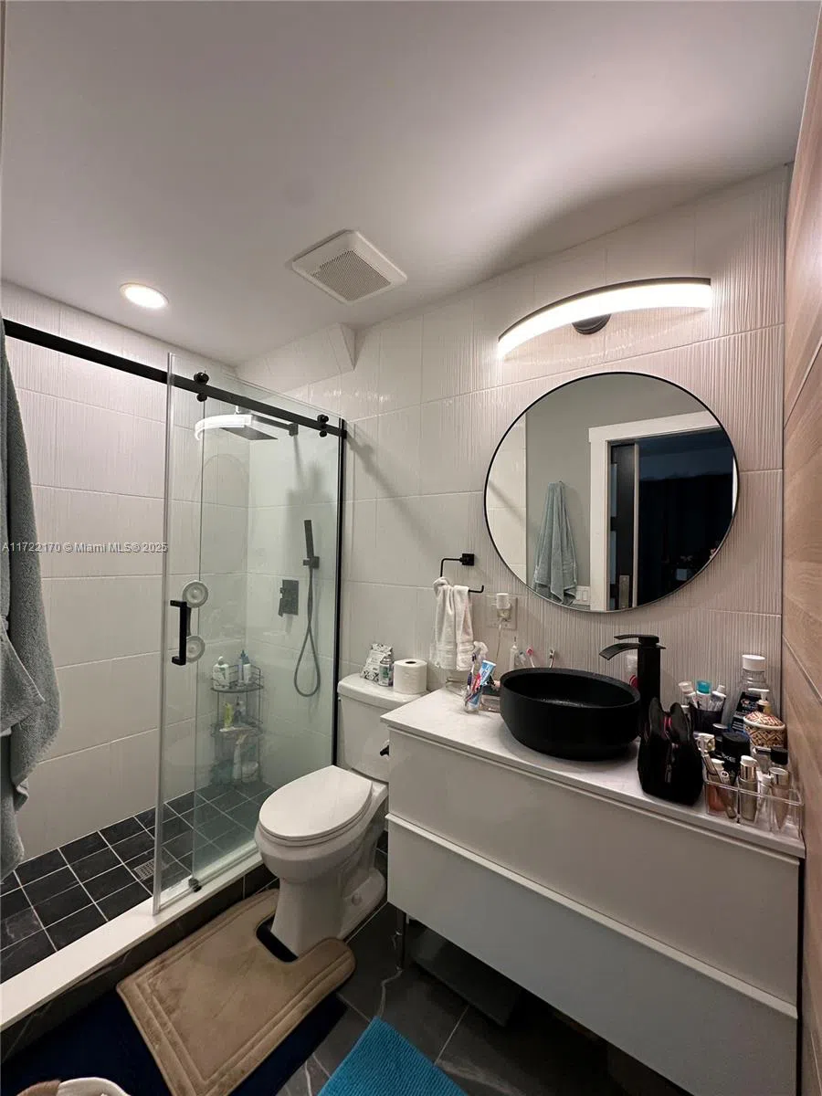 5100 SW 41st St #328 Pembroke Park, FL 33023