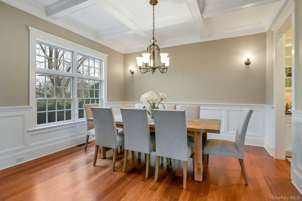 580 Lloyds Lane Mattituck, NY 11952