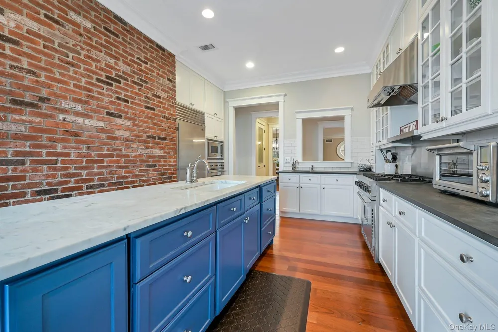580 Lloyds Lane Mattituck, NY 11952