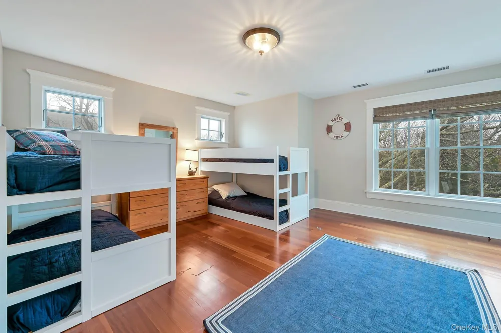 580 Lloyds Lane Mattituck, NY 11952
