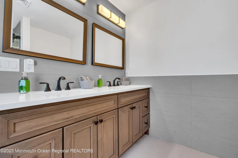 1005 Ocean Avenue Seaside Park, NJ 08752
