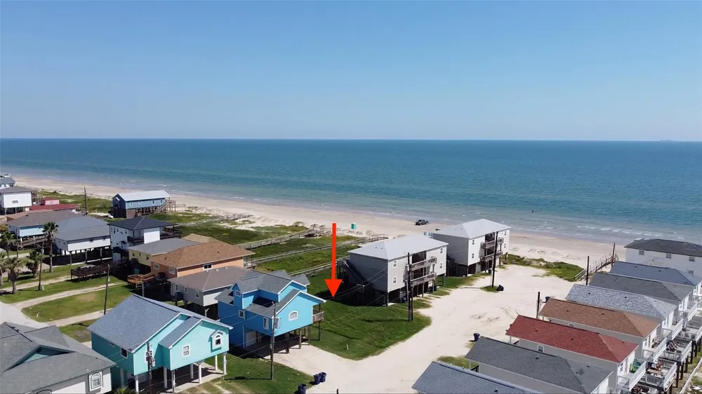 128 Howard Avenue Surfside Beach, TX 77541