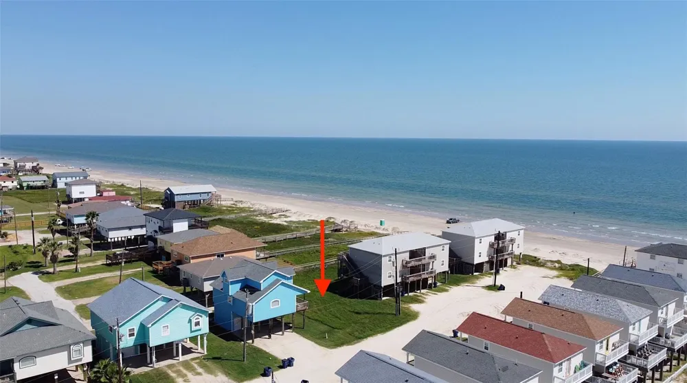 128 Howard Avenue Surfside Beach, TX 77541