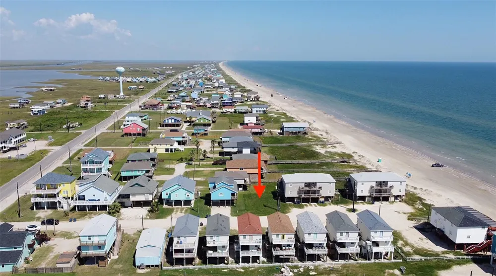 128 Howard Avenue Surfside Beach, TX 77541