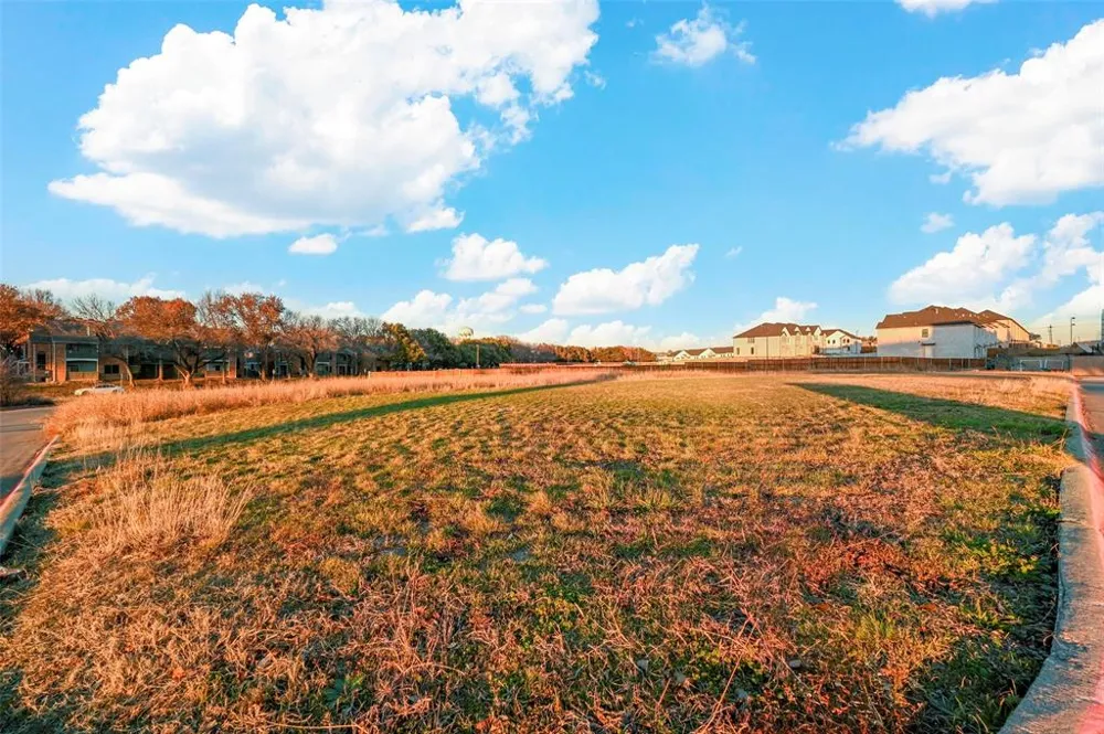 4420 Rainier Street Irving, TX 75062