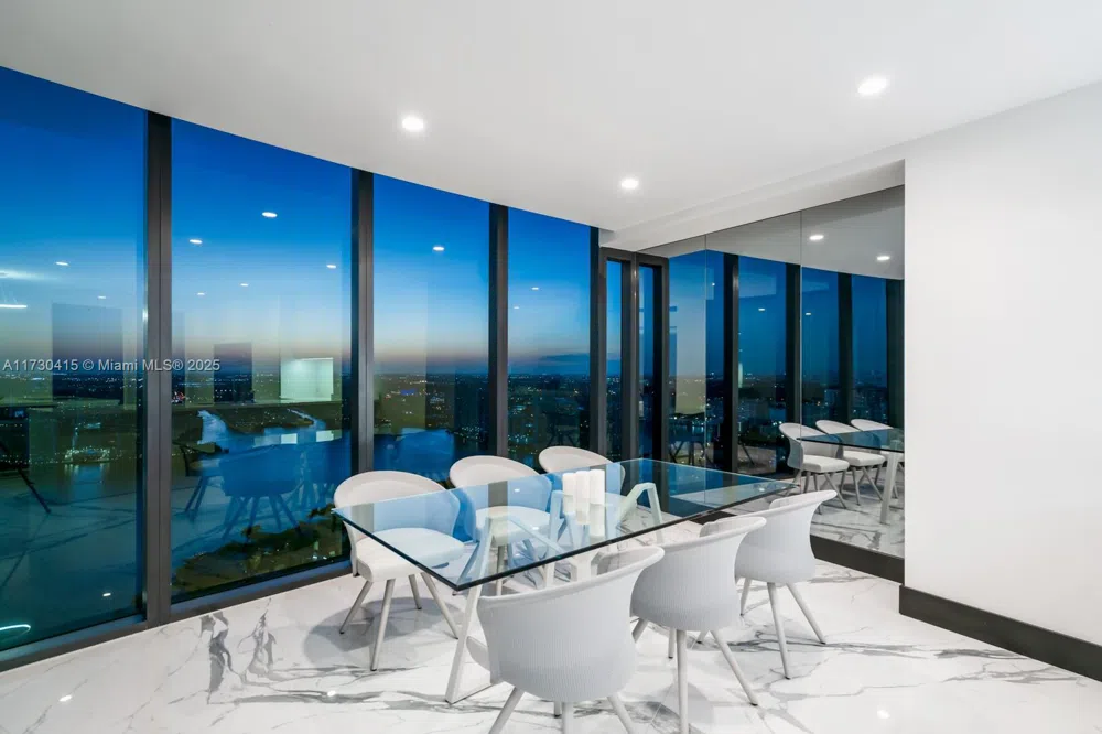 18555 Collins Ave #4203 Sunny Isles Beach, FL 33160