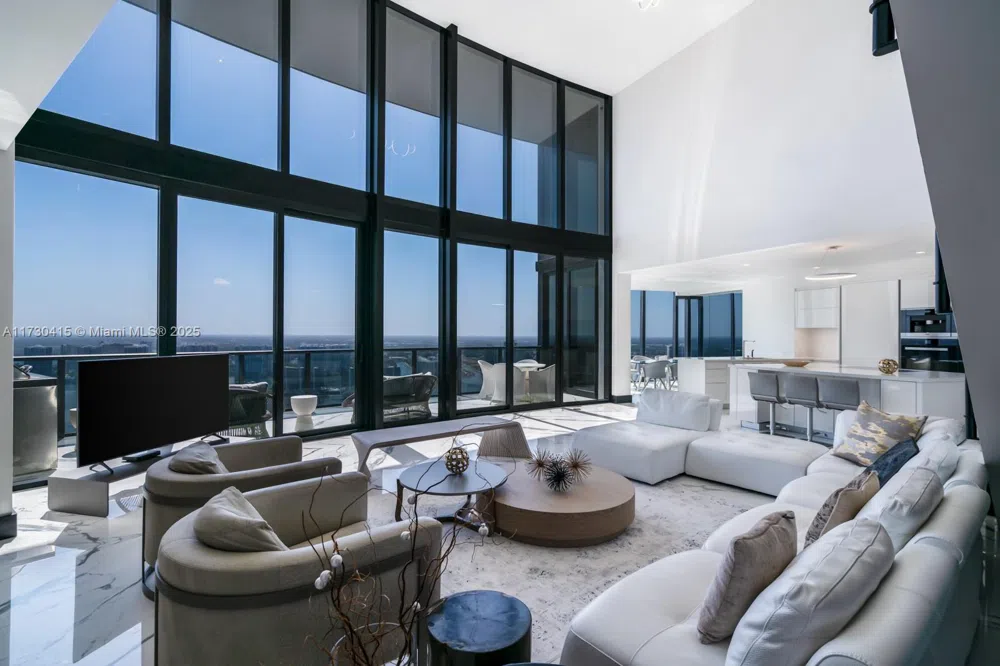 18555 Collins Ave #4203 Sunny Isles Beach, FL 33160