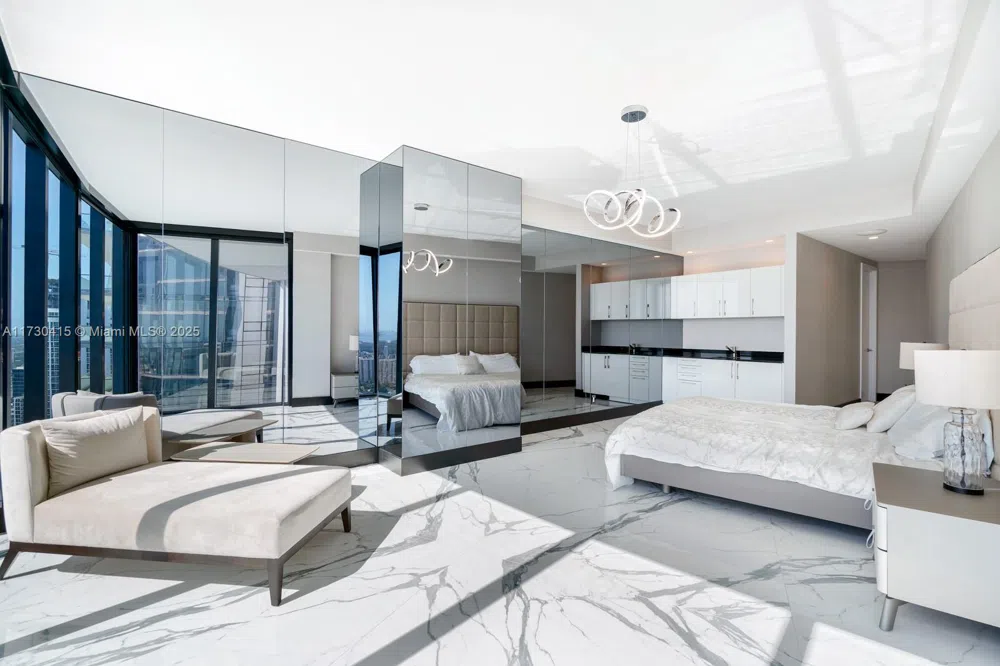 18555 Collins Ave #4203 Sunny Isles Beach, FL 33160