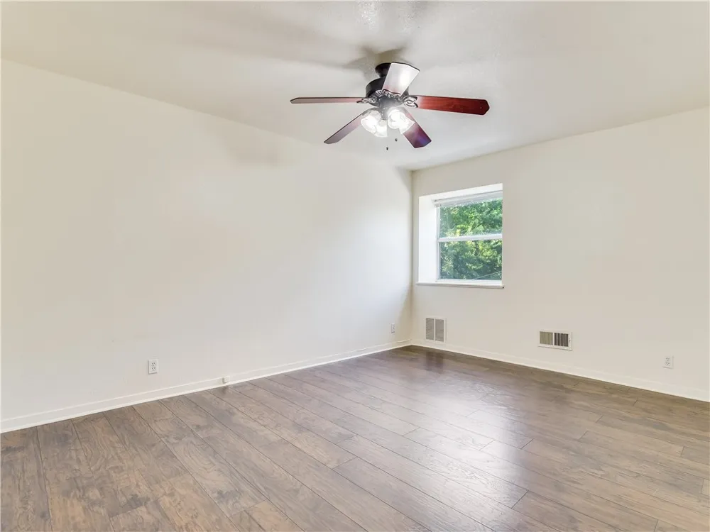 2804 Westhill Drive Austin, TX 78704