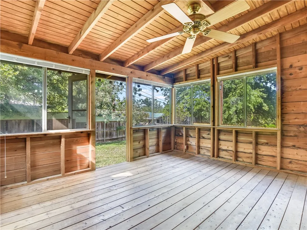 2804 Westhill Drive Austin, TX 78704