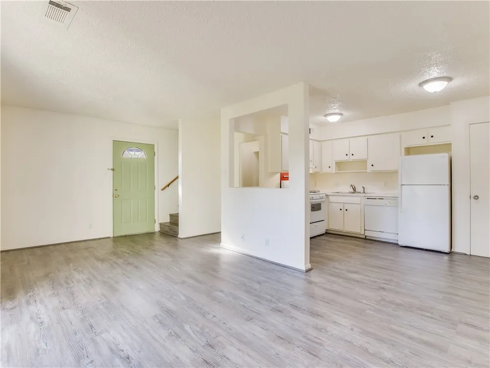2804 Westhill Drive Austin, TX 78704