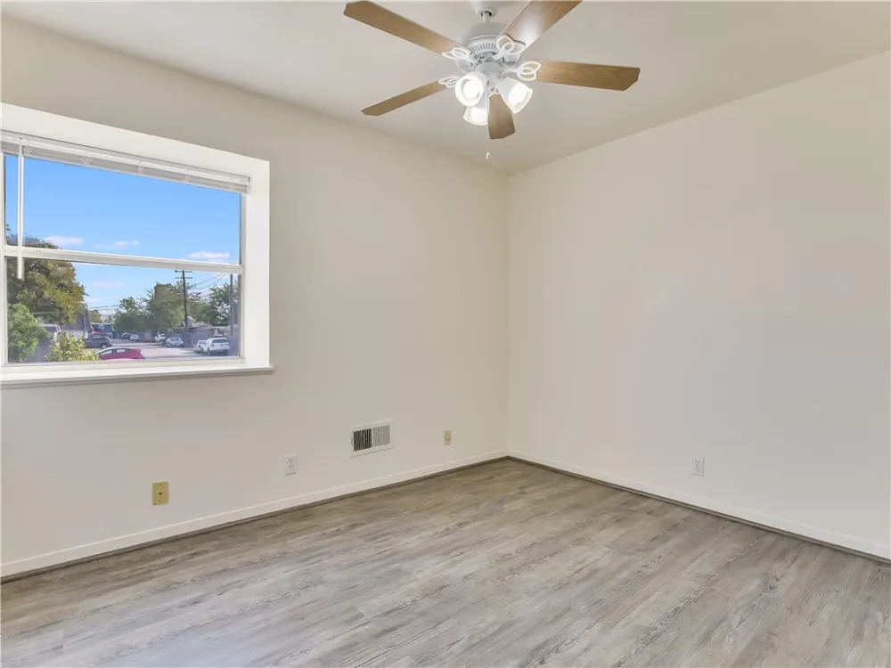 2804 Westhill Drive Austin, TX 78704