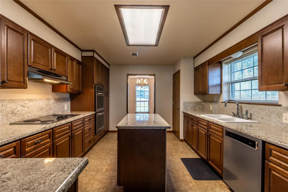 17554 Old Sour Lake Road Beaumont, TX 77713