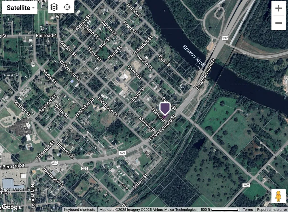 E Travis Street Brazoria, TX 77422