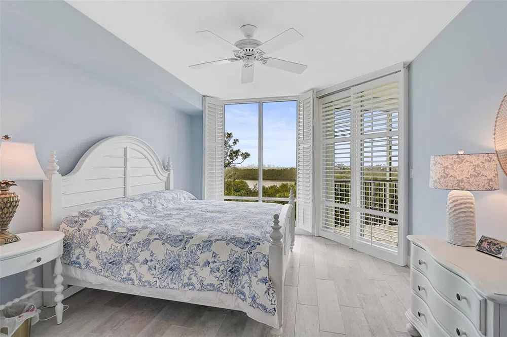 385 POINT ROAD #402 Osprey, FL 34229