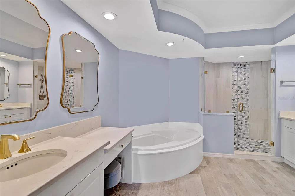 385 POINT ROAD #402 Osprey, FL 34229