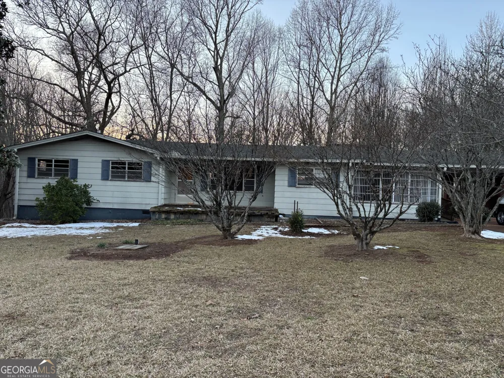 7175 Anderson Lake RD Dawsonville, GA 30534