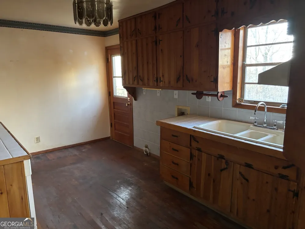 7175 Anderson Lake RD Dawsonville, GA 30534