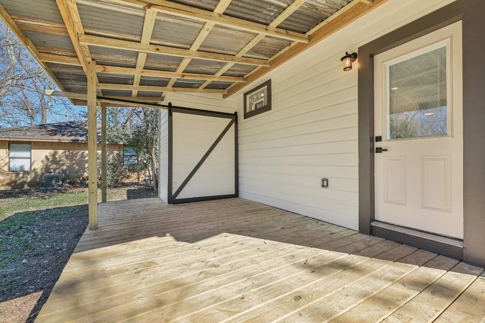 304 Harris Street Smithville, TX 78957