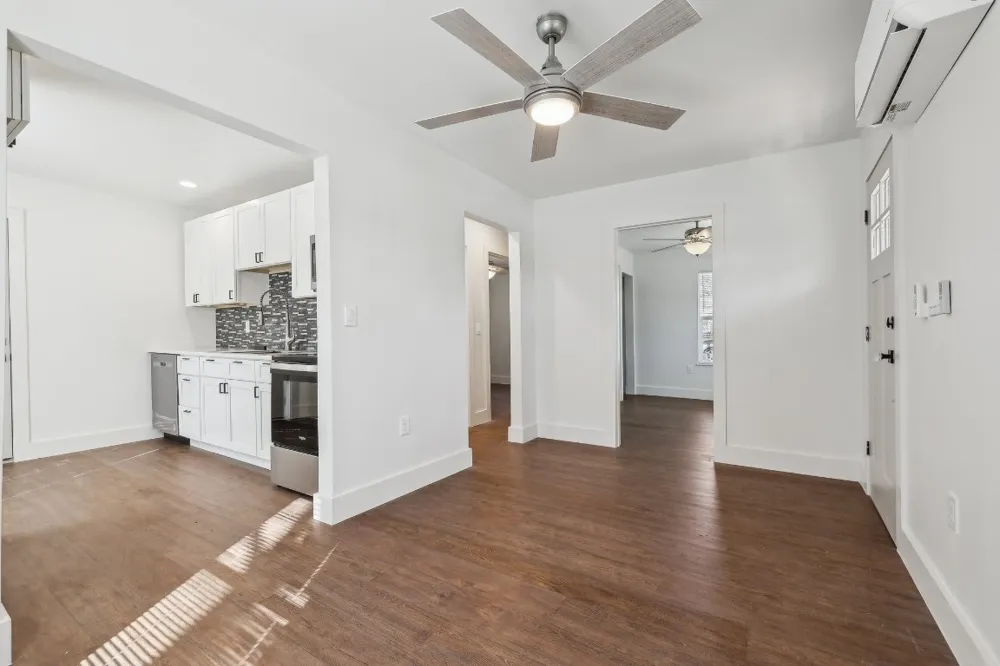 304 Harris Street Smithville, TX 78957