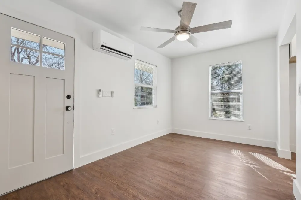 304 Harris Street Smithville, TX 78957