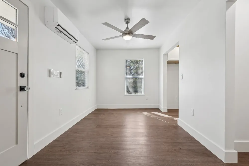 304 Harris Street Smithville, TX 78957