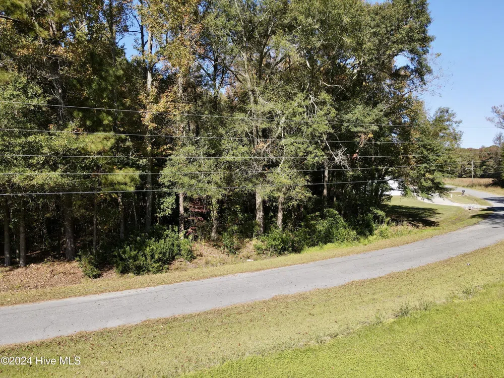 1239 Chance Boulevard Robersonville, NC 27871