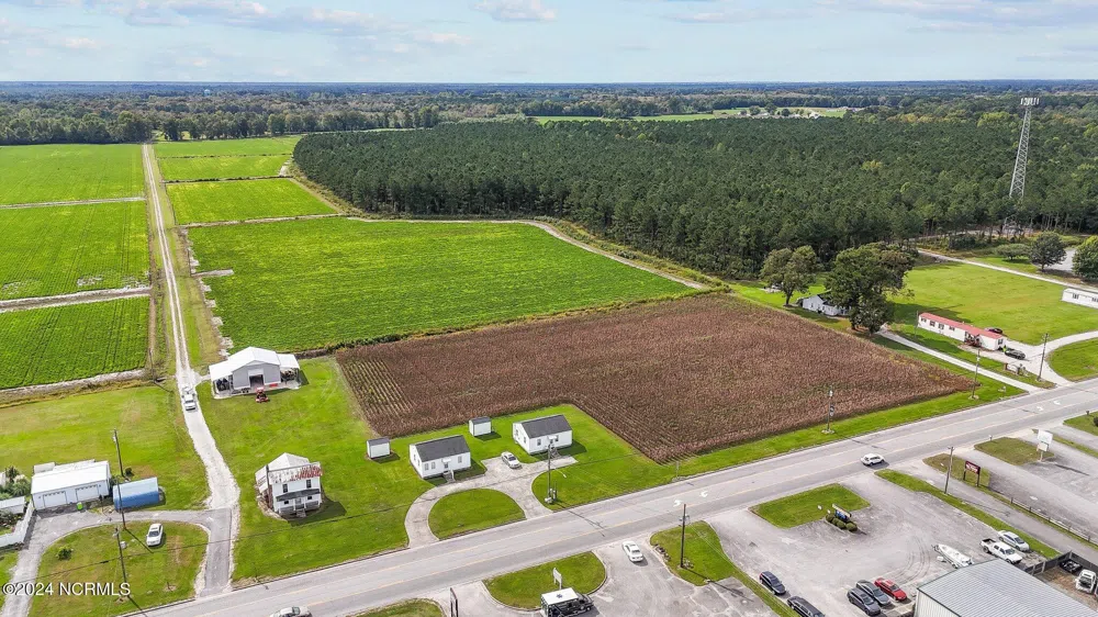 215 Nc 43 Hwy Vanceboro, NC 28586