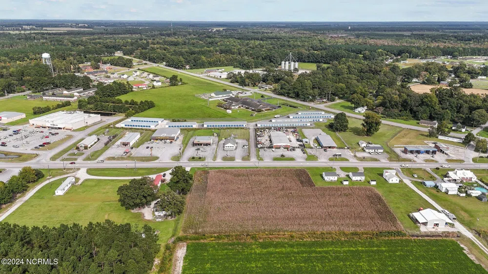 215 Nc 43 Hwy Vanceboro, NC 28586