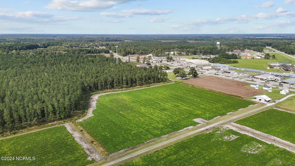 215 Nc 43 Hwy Vanceboro, NC 28586