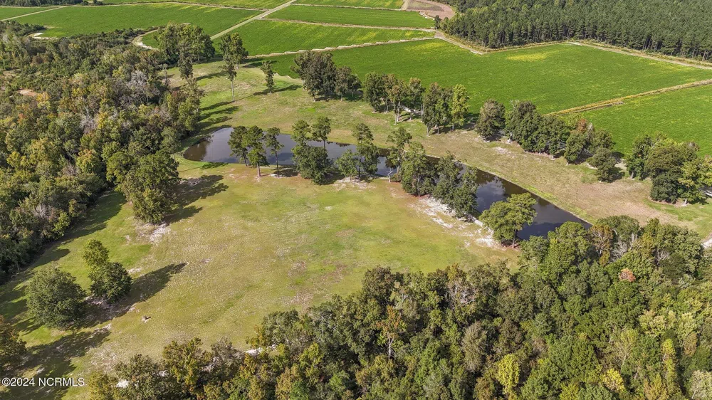 215 Nc 43 Hwy Vanceboro, NC 28586