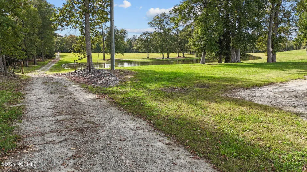 215 Nc 43 Hwy Vanceboro, NC 28586